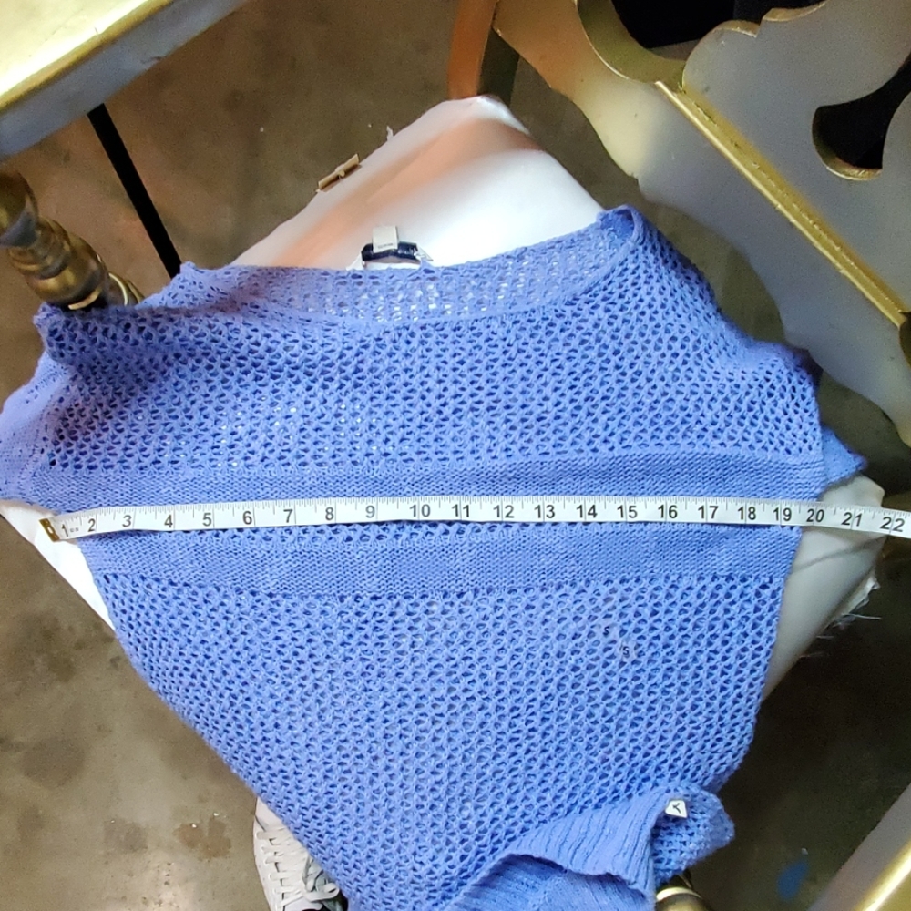 Sweater - Picture 4 of 6